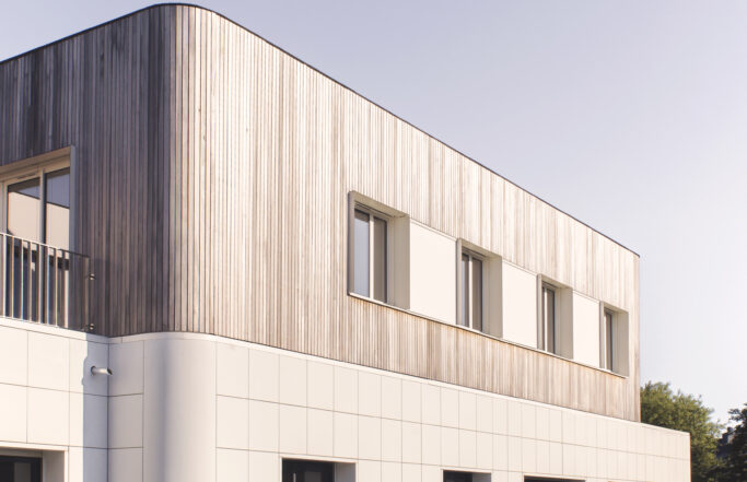 Surélévation et restructuration d’un immeuble de bureau et transformation en office notarial